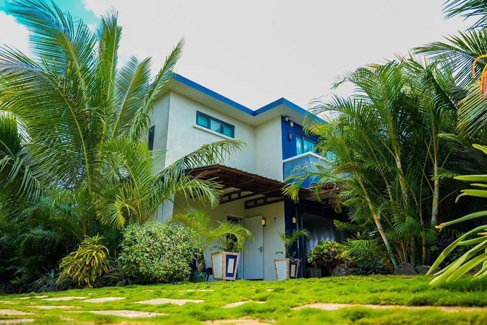 Preety Blue Residence Villas 格兰贝伊 外观 照片